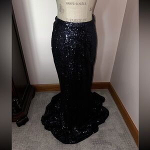 Sequin Maxi skirt